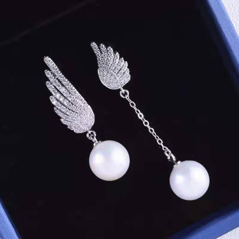 Earrings , Angel wings earrings
